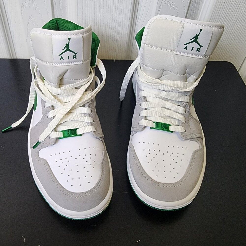 Nike Jordan 1 Mid